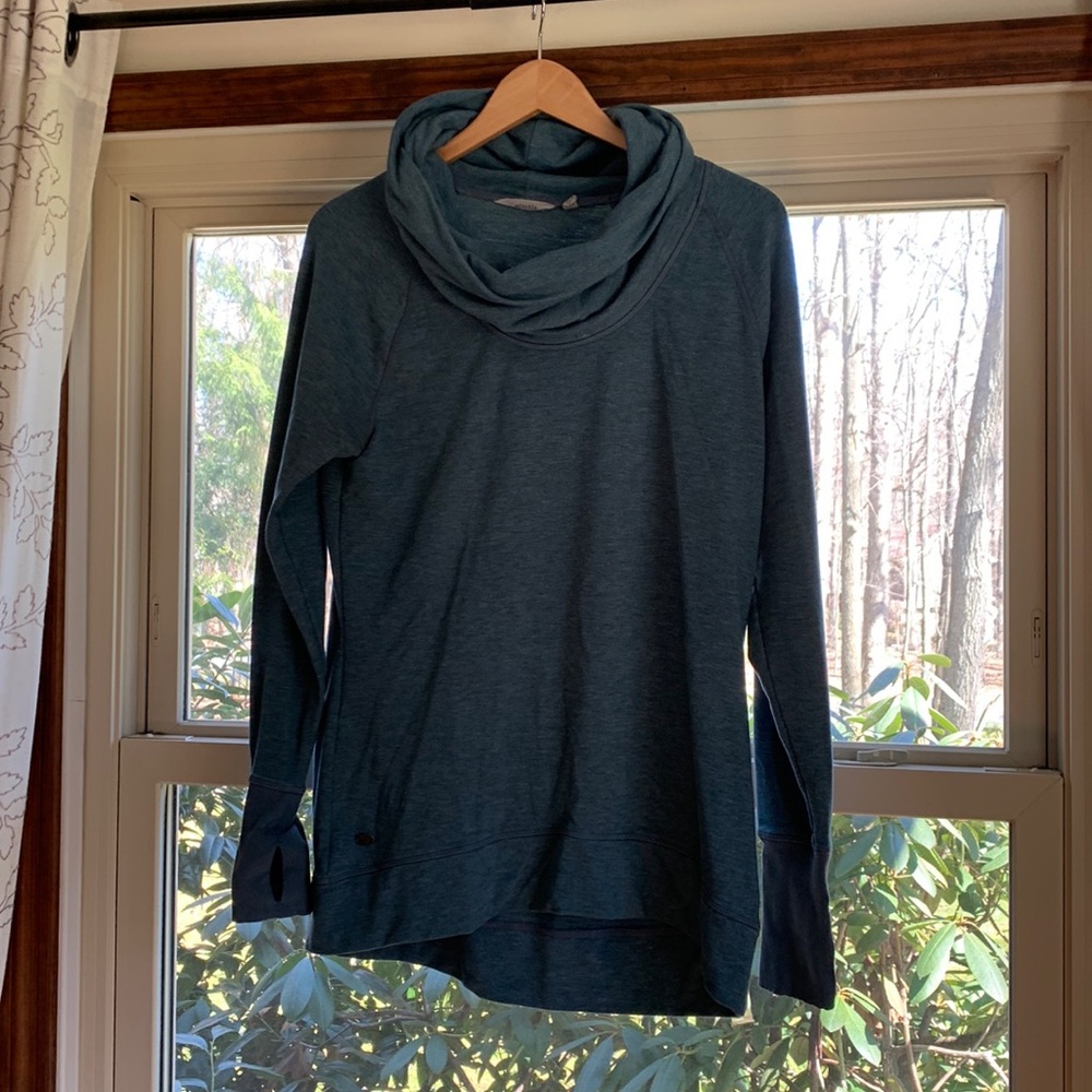 Athleta cowl neck sweatshirt